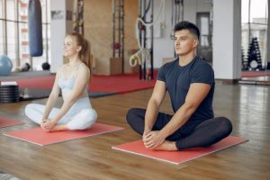 (Ilustrasi yoga, sumber : freepik)