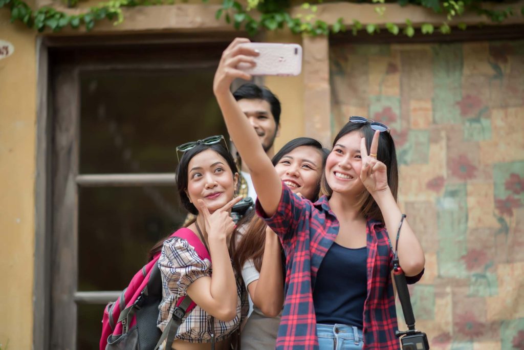 (Ilustrasi anak muda yang beresiko terkena diabetes tipe 5, sumber : freepik)